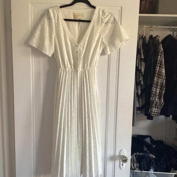Sezane Dresses & Skirts - Sezane white dress